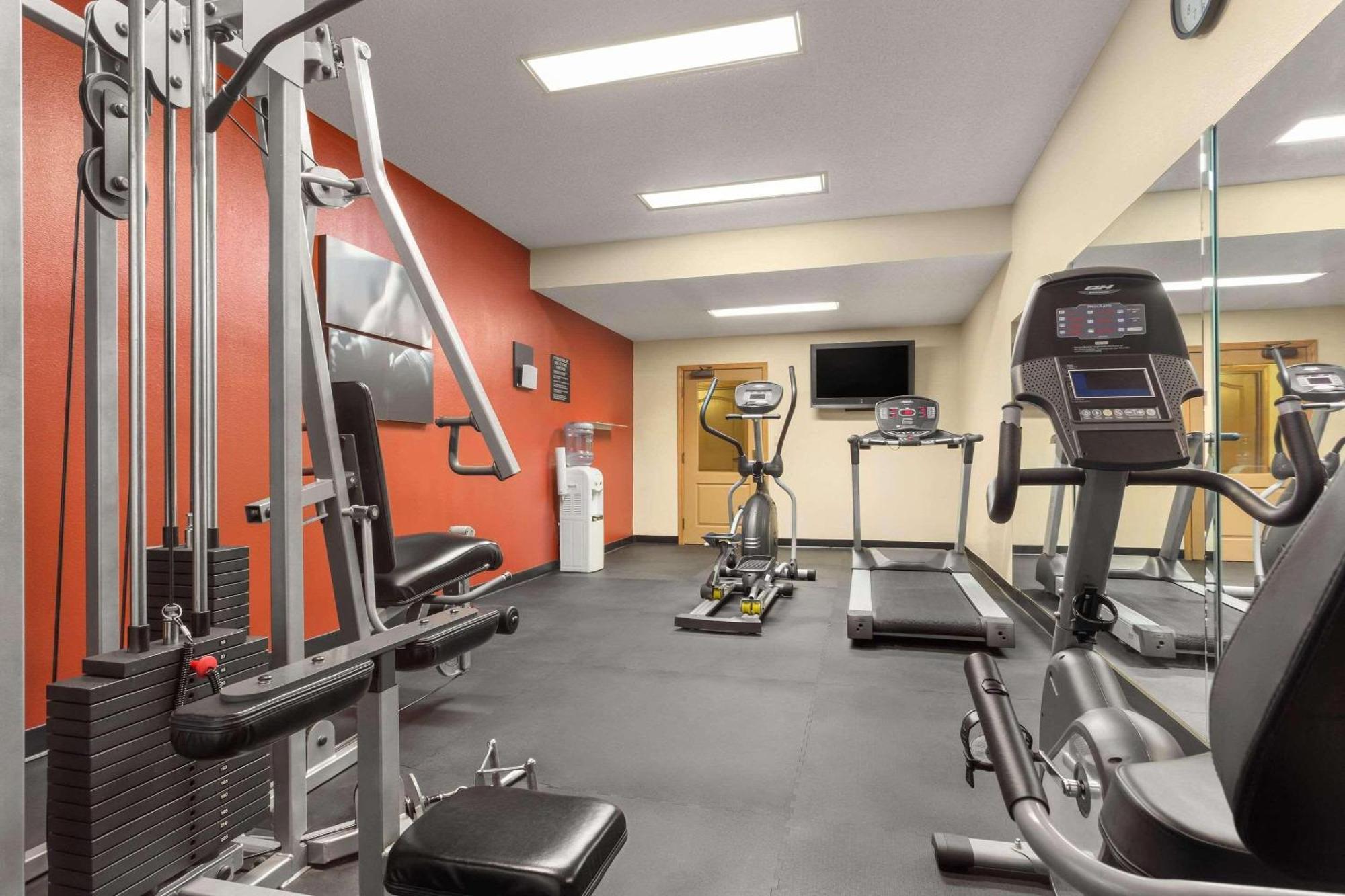Country Inn & Suites By Radisson, Tuscaloosa, Al מראה חיצוני תמונה